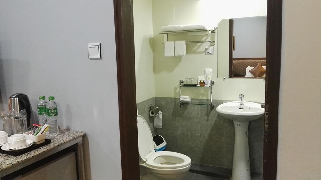 Hotel Royal Khattar Yangon